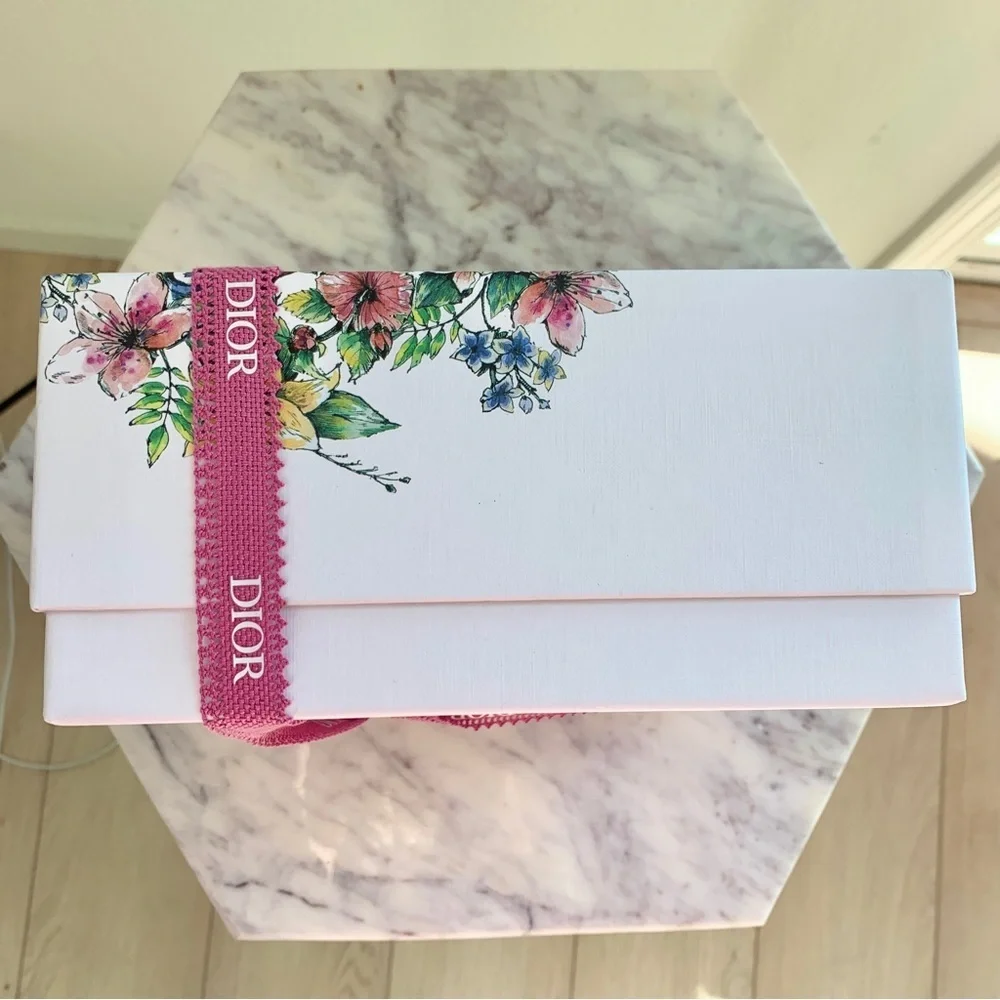💐 DIOR Blooming Bouquet Floral Collectible Gift Box with Ribbon